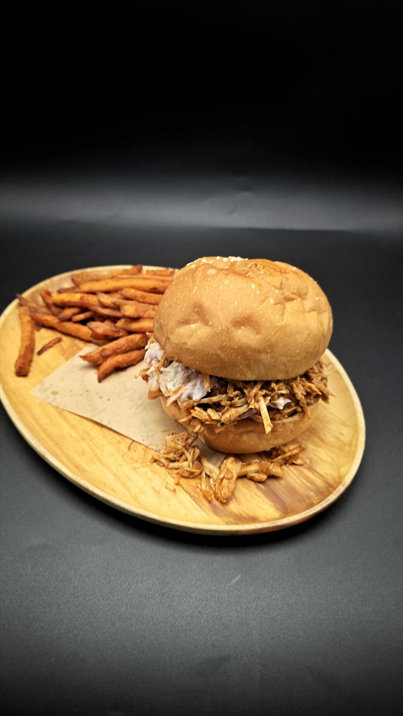 Pulled pork burger with sweet potato fries